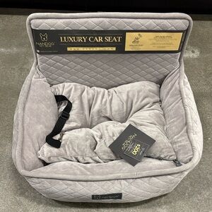 Nandog Luxury Dog Car Seat in Gray